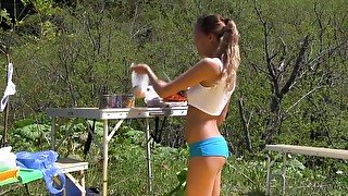 The cutest amateur teen babe on the picnic horny on cam