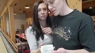 Guy penetrates attractive beauty while cuckold plays bowling