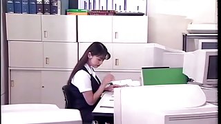 office lady two-by PACKMANS
