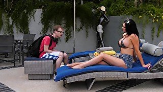 Nerdy guy comes home from university to fuck his hot stepmom