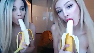 I can't believe that they are giving blowjobs to bananas for me on cam