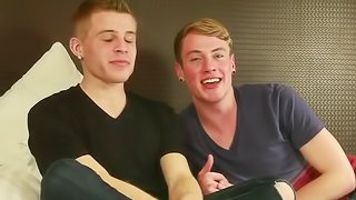 Twinks Max and Stephen Fucking