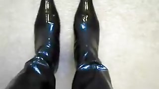 shiny patent high heel pointy toe boots