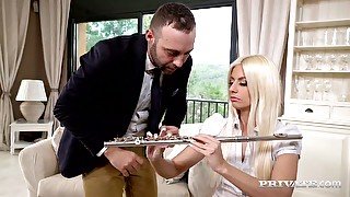 Fabulous blond flutist Jessie Volt shows blowjob master class and gets double penetrated