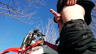 MASTURBATING OUTDOORS ON DIRT BIKE RIDE IN THE MIDDLE OF NO WHERE