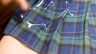 Letting him finish on her plaid skirt bukkakesiru