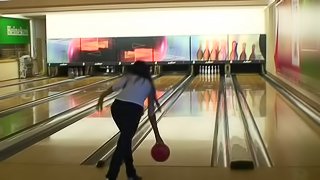 Hot Amateur Reality Slut Blowjob IN Bowling Alley!