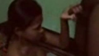 Skinny Indian teen is giving head in amateur video