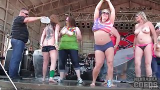Amateur redneck girls go topless on concert stage