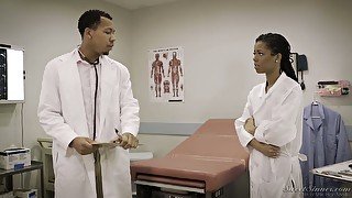 Sexy doctor Kira Noir lures her tall colleague to be fucked in the hospital