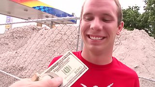 Hot Stud Gets Money To Fuck In The Construction Sight