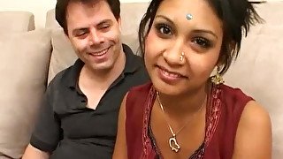 Flaming hot Indian chick sucks her lover's prick with enthusiasm