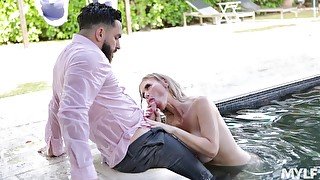 Russian bombshell Casca Akashova gets messy facial after crazy sex by the pool