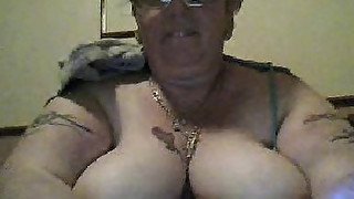 Mature BBW Janet from Tamworth shows on webcam