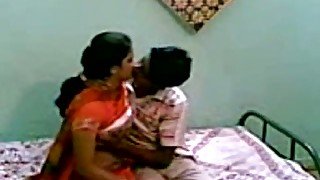 Just an amateur Indian couple fucking on private video