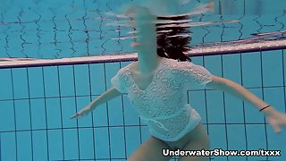 UnderwaterShow Video: Soroka