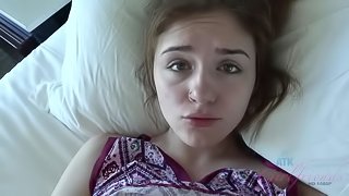 Rosalyn wakes up and wants a creampie.