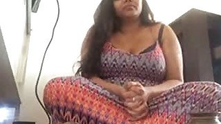 Chubby Pakistani mom exposes her coochie on camera