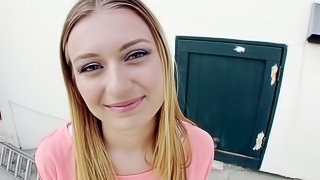 Blonde Natalia Starr Sucking A Big Horny Cock