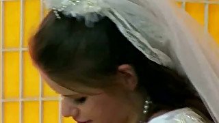 Horn-mad bride in loose gown Jenny provides her husband with a blowjob