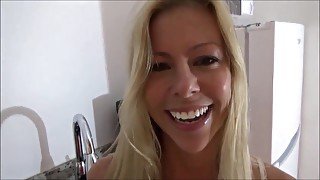 Alexis Fawx hot stepmommy porn video