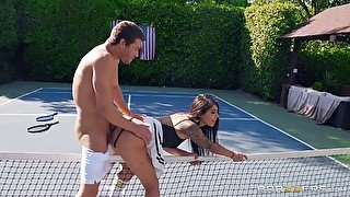 Exotic tennis babe with natural tits gets screwed outdoors