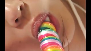 HARUKI Yu-ri lick the candy