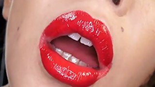 Asian sluts testing lipstick endurance in wet kisses experiment