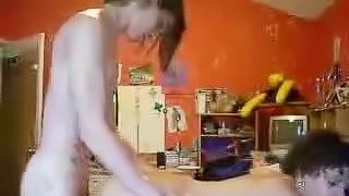 Horny Amateur Girl Gets on Her Fours to Get Banged Doggystyle