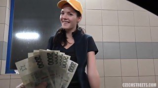 Car washer teen girl agrees to fuck for cash