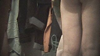 Whiet chunky butt of a lovely amateur lady on hidden cam