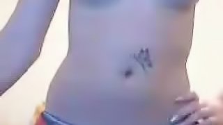 Sexy biatch fingering herself on camera and loving it