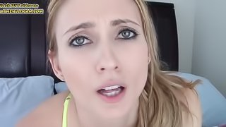 Fit teen masturbates after workout (HOT)