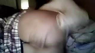 Perfect pussy play on a webcam