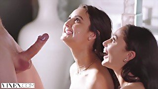VIXEN Ariana Marie and Eliza Ibarra Love to have Fun together - Ariana marie