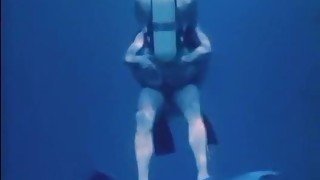 Lovely couple tries underwater sex for the very first time