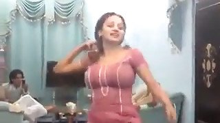 My big boobed Pakistani girlfriend knows how to dance