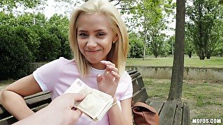 Public Pickups - She Loves Money And Cock 2 - Veronica Leal