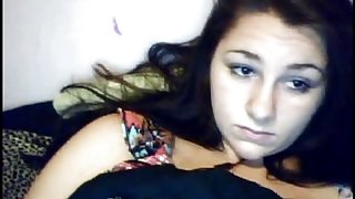 Real amateur masturbation vid shows me touching myself