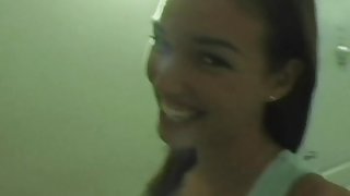 Teen girl learns to deepthroat