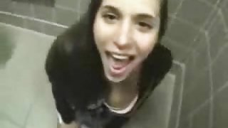 Young Couple Fuck in Bathroom