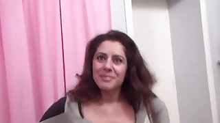 sexy arab goes to casting