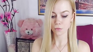 schoolgirl Busty Babe Loves Hot Shows on Cam