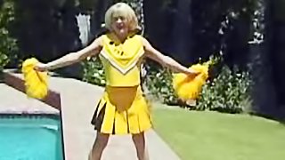 Horny blonde cheerleader gets her fanny screwed outdoors