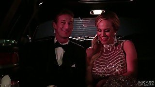 Sexy slut Bianca Breeze is fucked in the limo