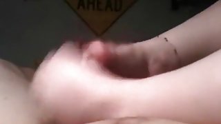 girlfriend gives footjob