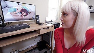 Babe watches porn with her man and she has skill giving head