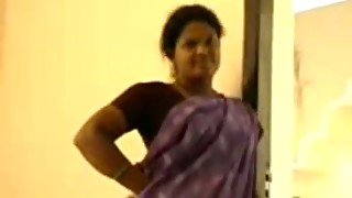 Mature Indian whore wants me to bang her from behind