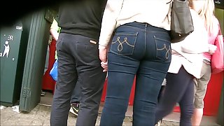 Candid big ass in tight Scarlet jeans