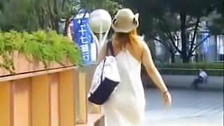 Sharking of a gorgeous babe on a busy street in Japan